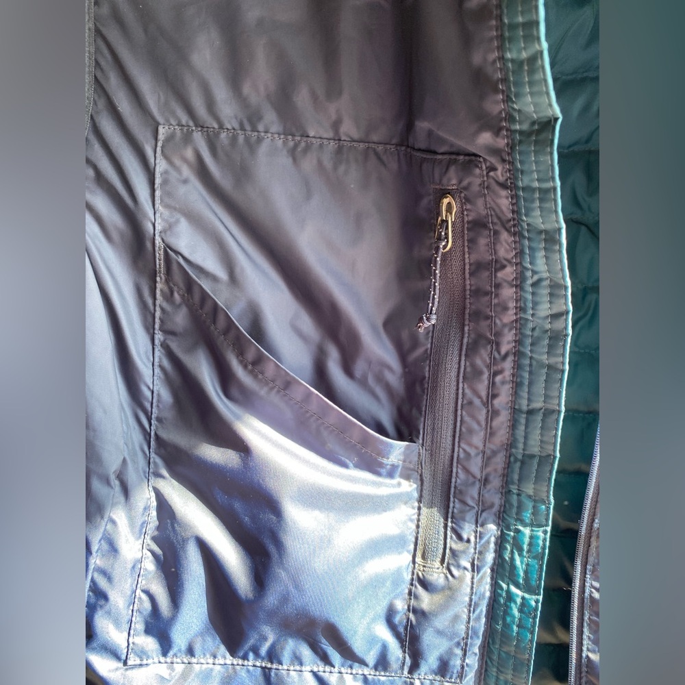 🩵 Eddie Bauer Women’s Packable 650 Down Vest - XL - Picture 9 of 11